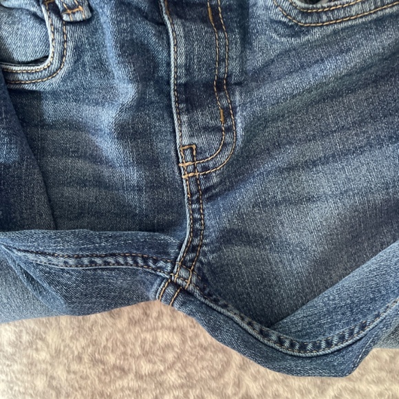Boys OshKosh B’gosh Straight Leg Jeans 💙 - Picture 6 of 7